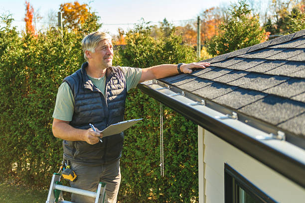 Professional Roof Leak Repair technician working in New Lothrop, MI